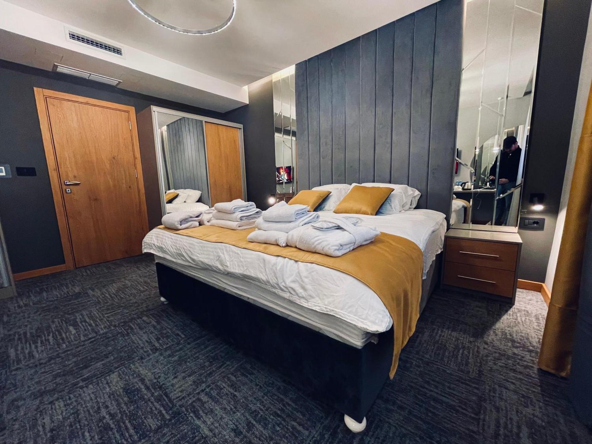 Mozaik Apartments & Spa - Modern 4-Star Apartments With Exclusive Private Spa Wellness In The City Center - Sauna, Jacuzzi, Turkish Bath - Free Parking, Wi-Fi - Rooms & Apartments Ćuprija Exterior foto
