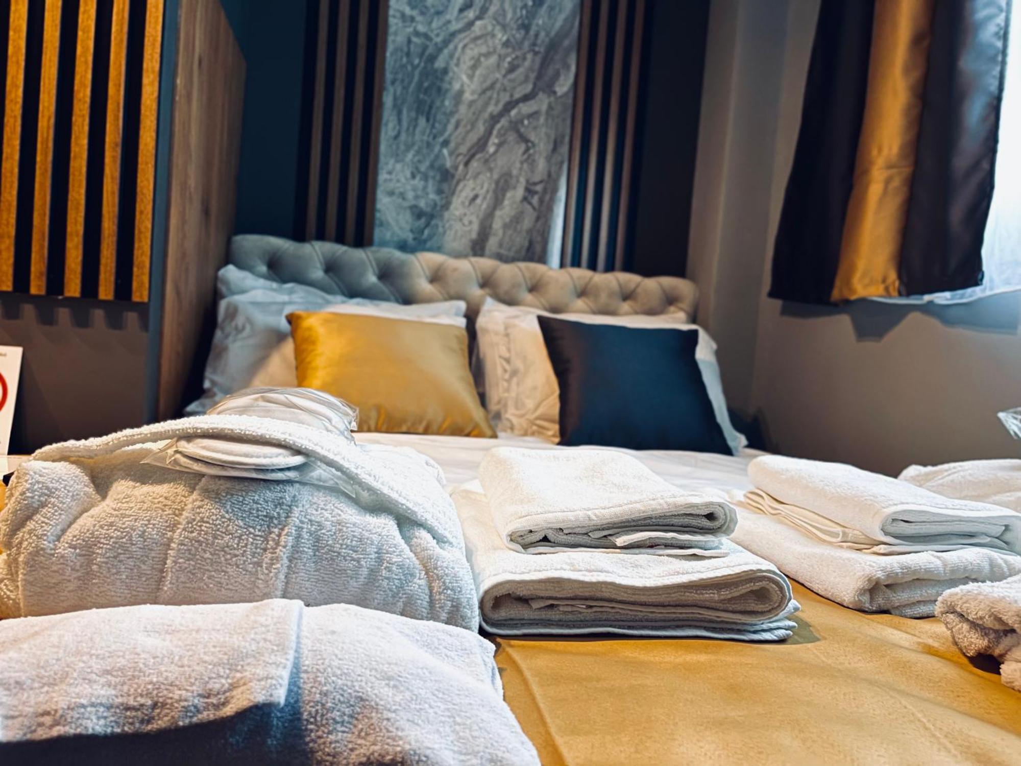 Mozaik Apartments & Spa - Modern 4-Star Apartments With Exclusive Private Spa Wellness In The City Center - Sauna, Jacuzzi, Turkish Bath - Free Parking, Wi-Fi - Rooms & Apartments Ćuprija Exterior foto